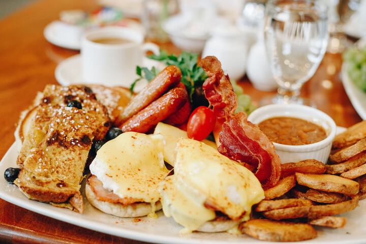 Breakfast meal