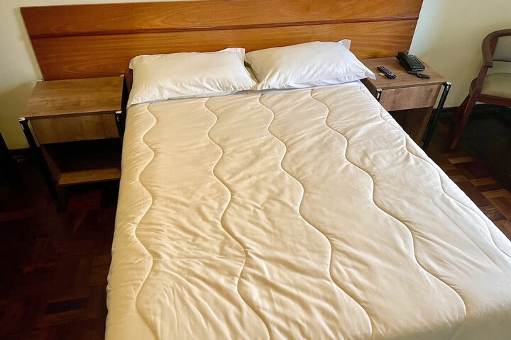 Room 18 of 100