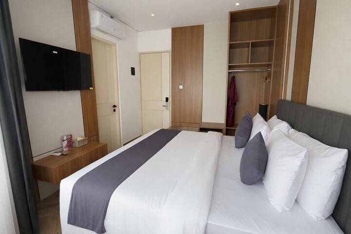 Room 31 of 73