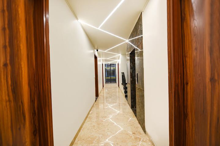 Hotel Interior 3 of 28