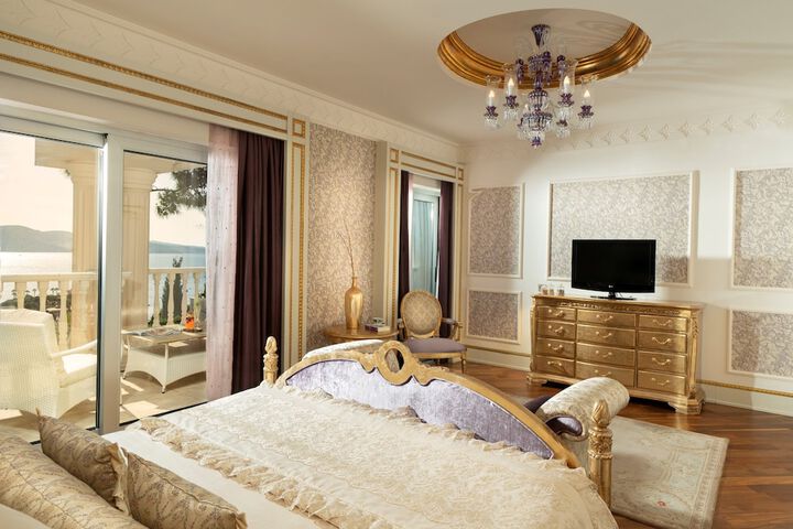 Room 31 of 205