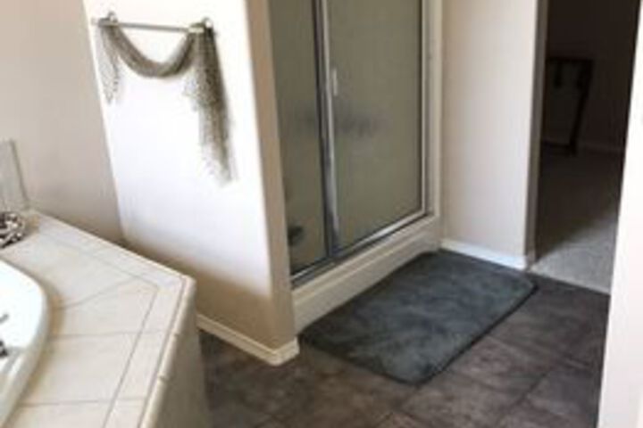 Room 2 of 37
