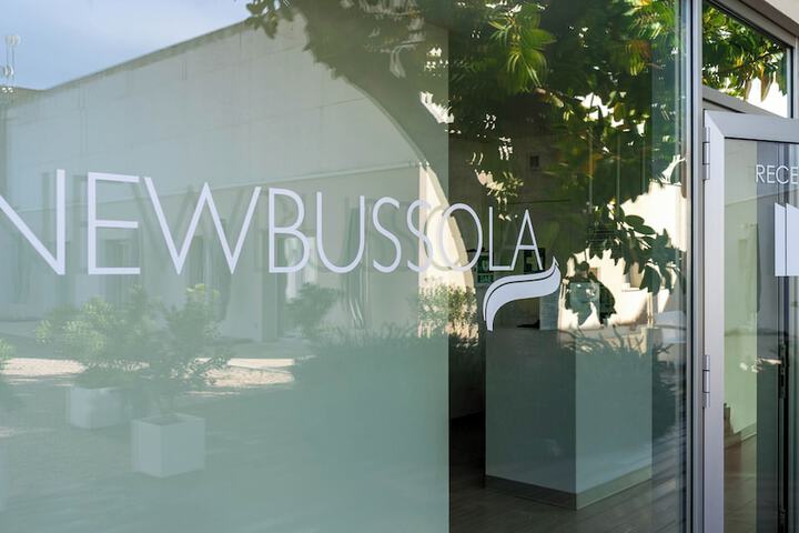 Exterior of New Bussola
