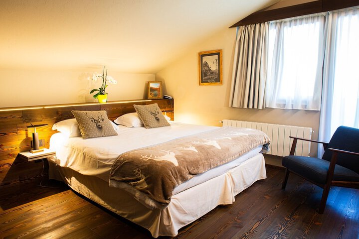 Room 6 of 48