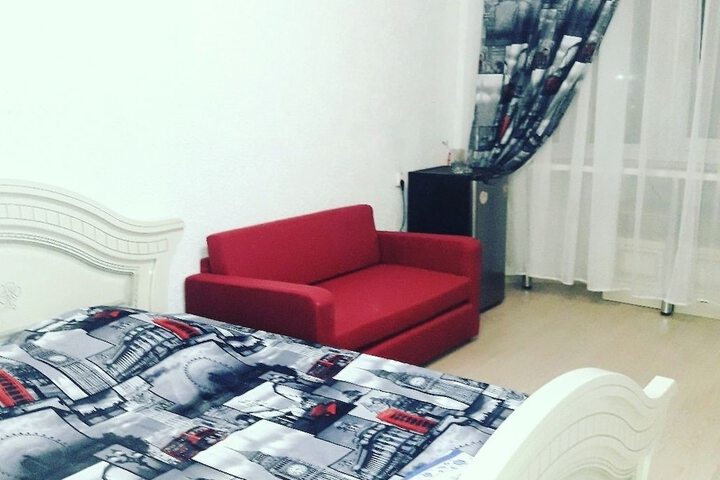 Room 4 of 48