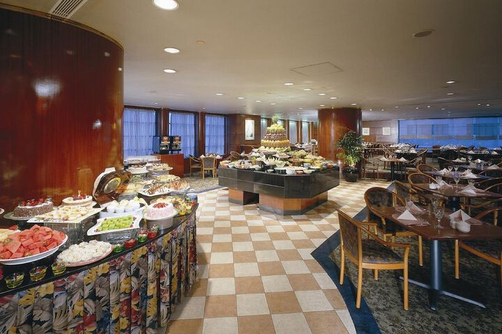 Dining 50 of 60