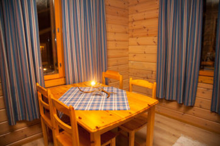Room 15 of 22