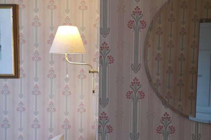 Room 16 of 52