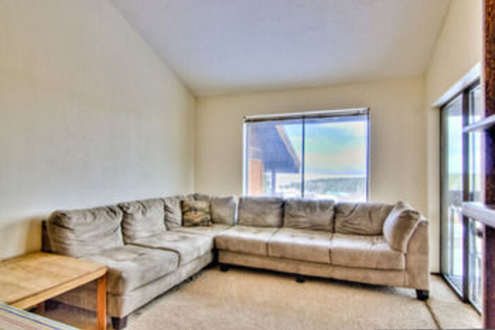 Room 7 of 11
