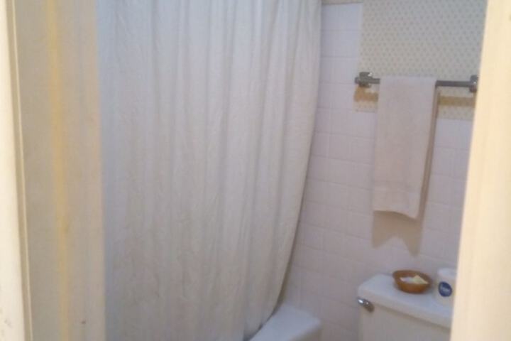 Room 12 of 36