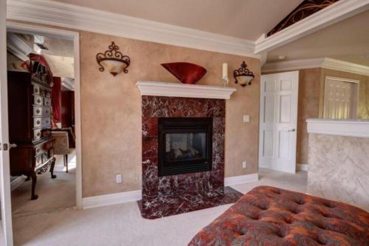 Image of Gateway To Luxury