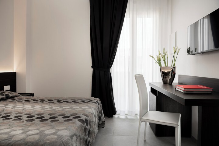 Room 47 of 106