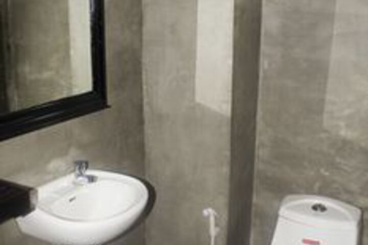 Room 3 of 21