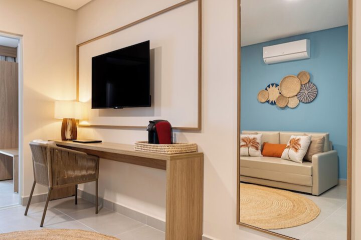 Hotel Interior 74 of 107