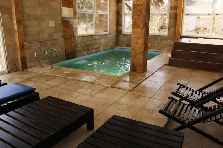 Spa 18 of 23