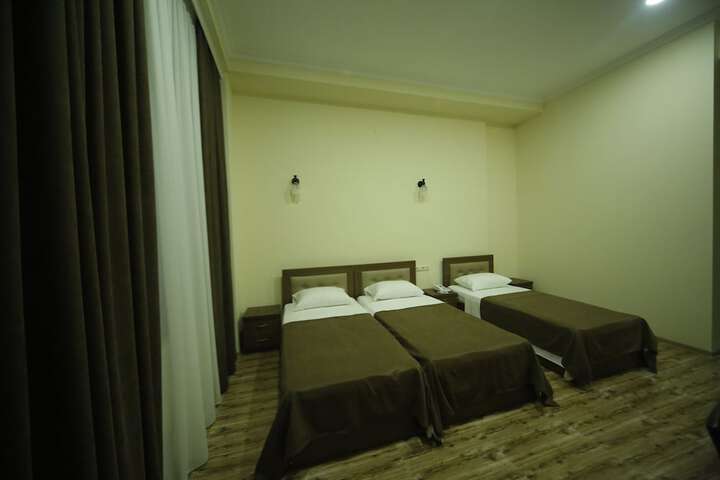 Room 9 of 51