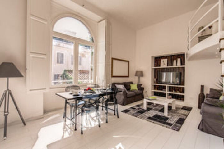 Room 15 of 22