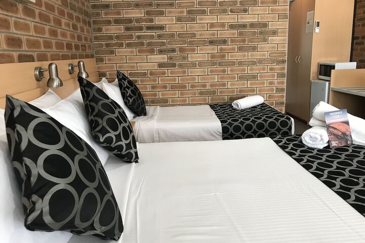 Room 108 of 152
