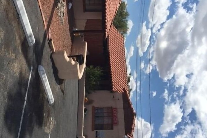 Photo of Sunland Motel