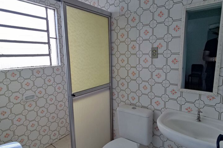 Room 3 of 15