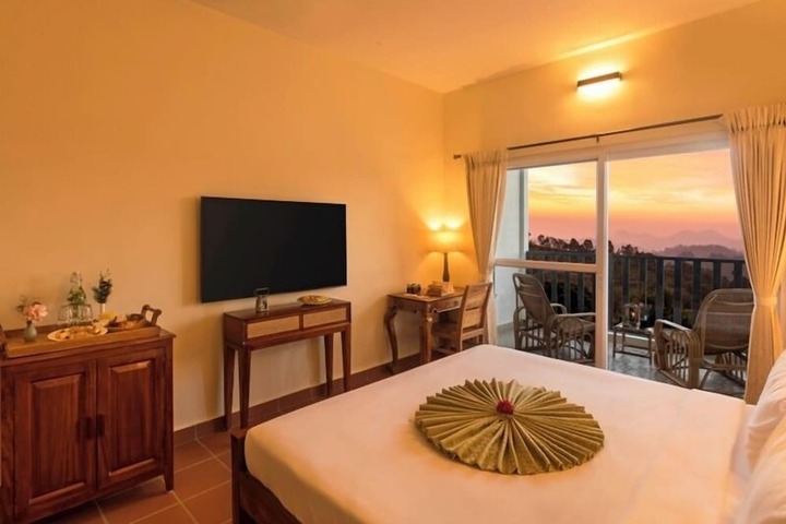Room 15 of 34