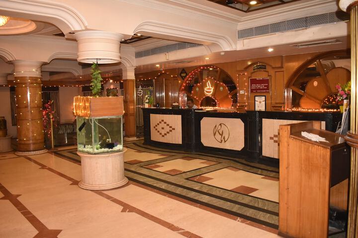 Hotel Interior 4 of 27