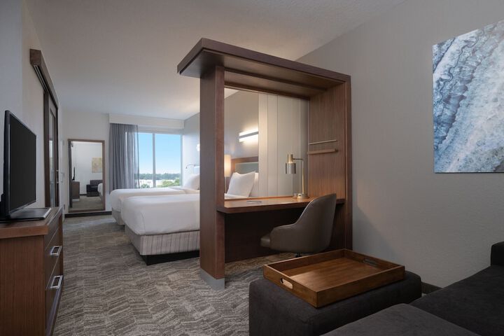 Room 4 of 58