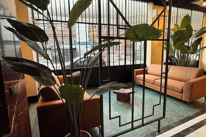 Hotel Interior 4 of 174