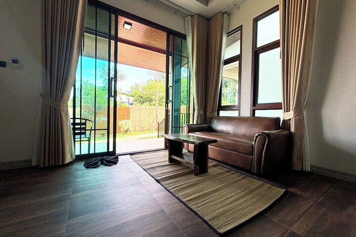 Room 2 of 47