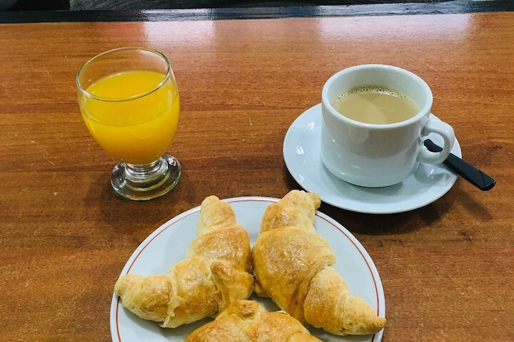 Breakfast/Coffee Service 24 of 48