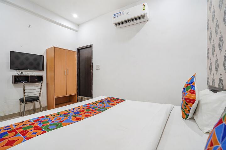 Room 14 of 23