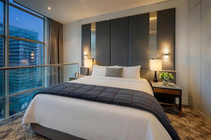 Room 34 of 95