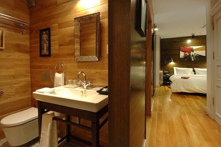 Room 47 of 54