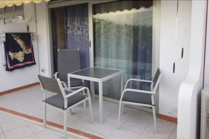 Terrace/Patio 5 of 13