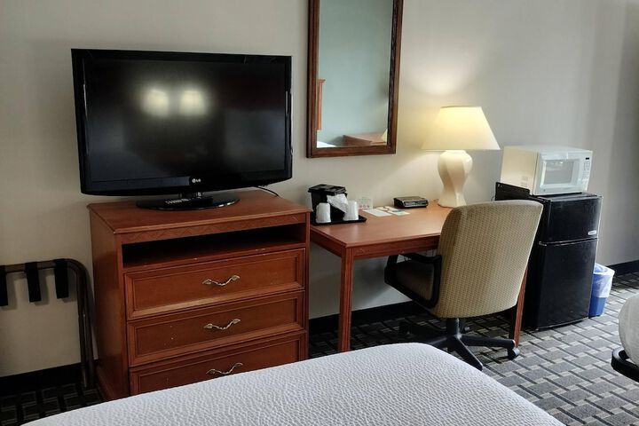 Room 77 of 190