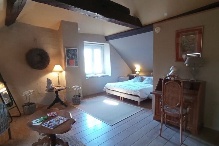 Room 5 of 20