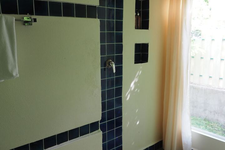 Room 51 of 69