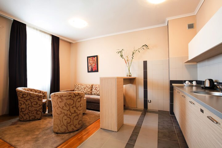 Room 30 of 70