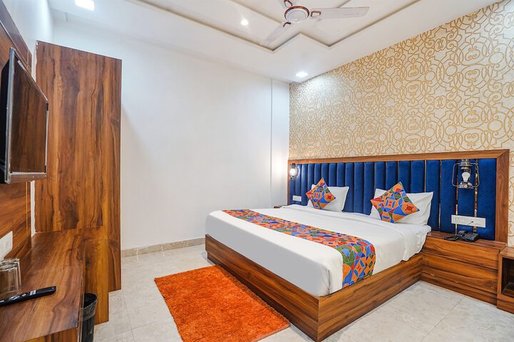Room 19 of 24