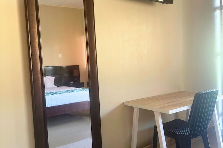 Room 13 of 29