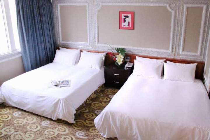 Room 36 of 73