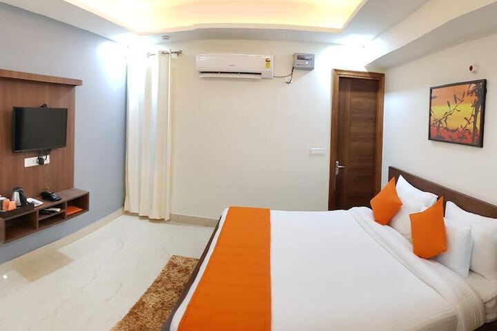 Room 16 of 31