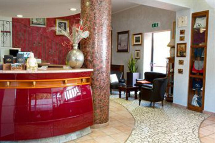 Hotel Interior 21 of 25