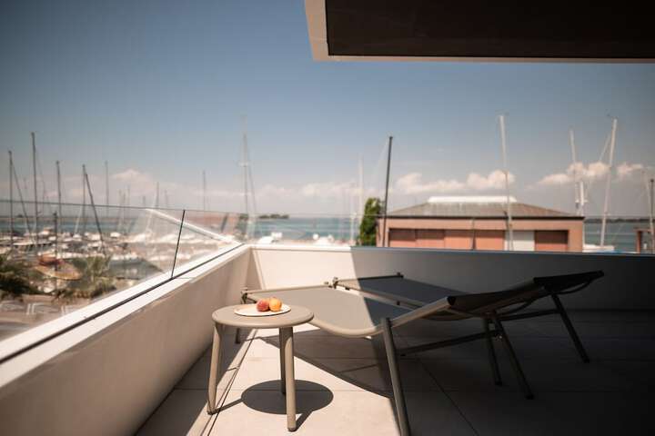 Terrace/Patio 35 of 72