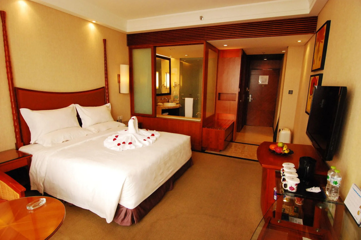 Room 5 of 47