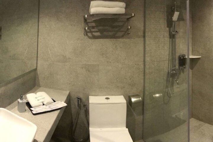 Room 38 of 52