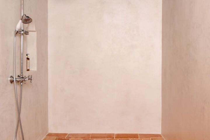 Room 18 of 73
