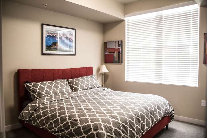 Room 4 of 24