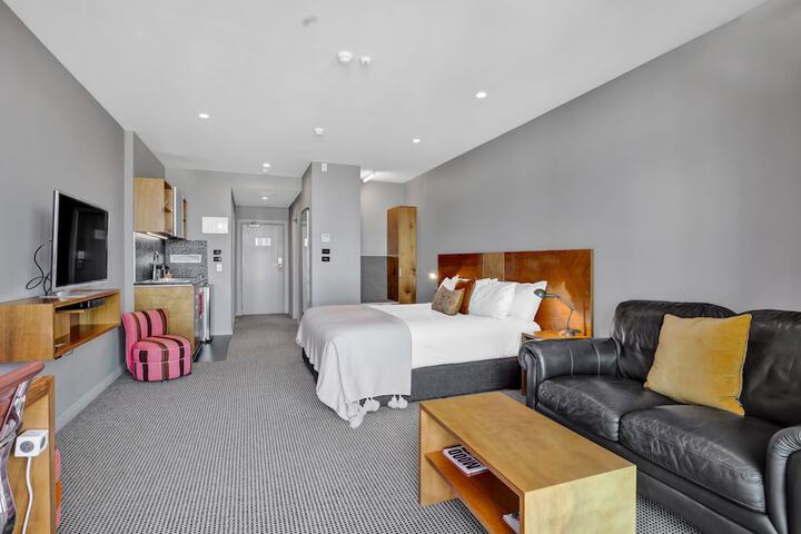 Room 31 of 117