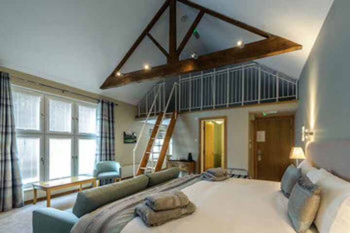 Room 14 of 25